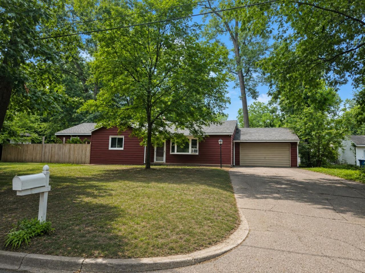 181 Shellenberger Avenue, Battle Creek, MI 49037 Main Photo
