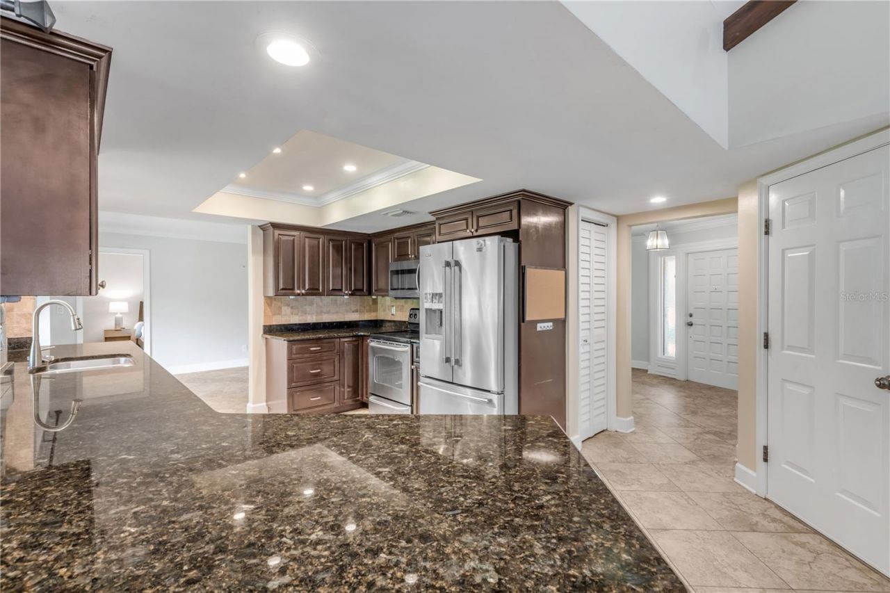 530 Club House Boulevard, New Smyrna Beach, FL 32168 Photo