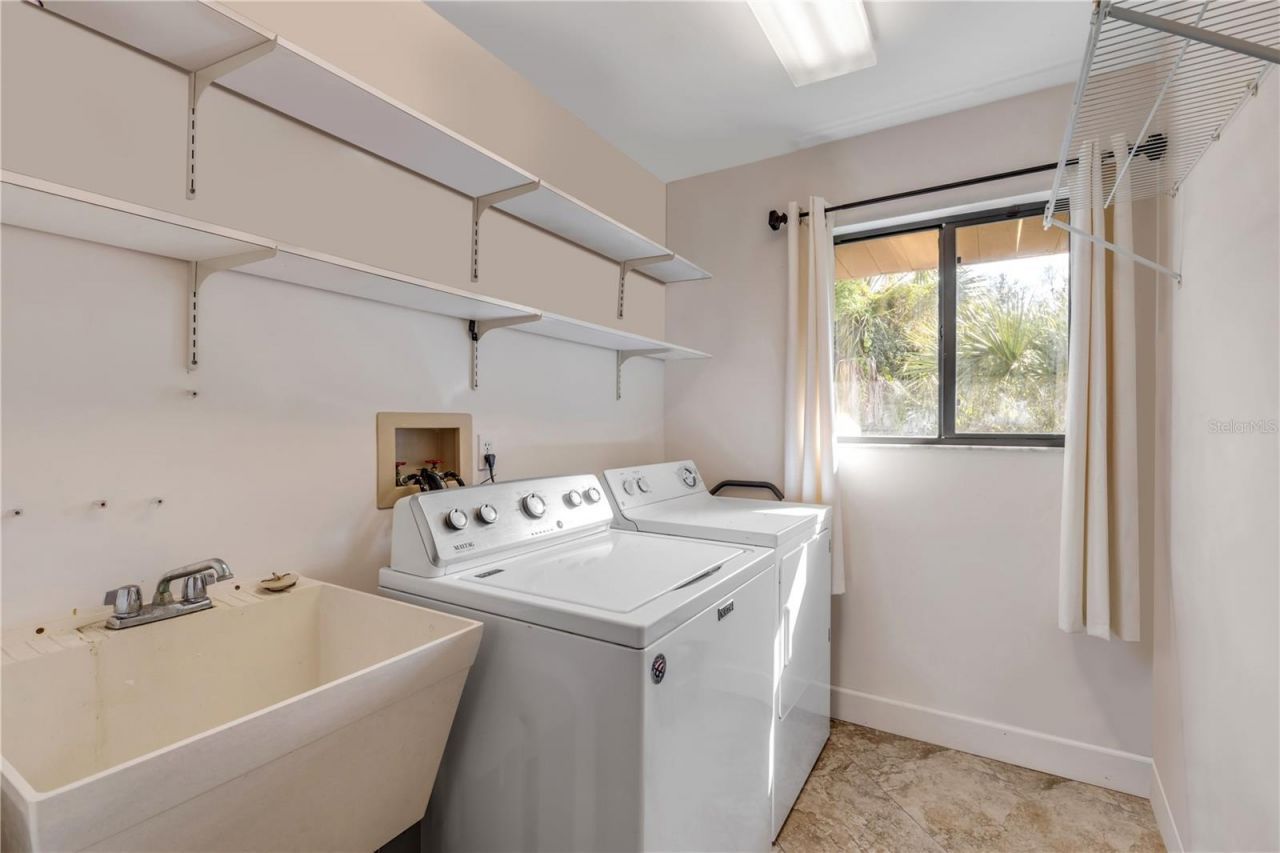 530 Club House Boulevard, New Smyrna Beach, FL 32168 Photo