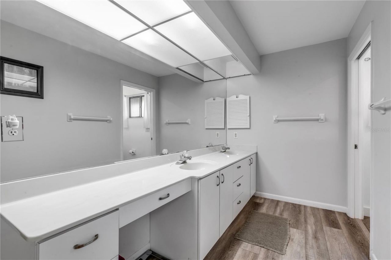 530 Club House Boulevard, New Smyrna Beach, FL 32168 Photo