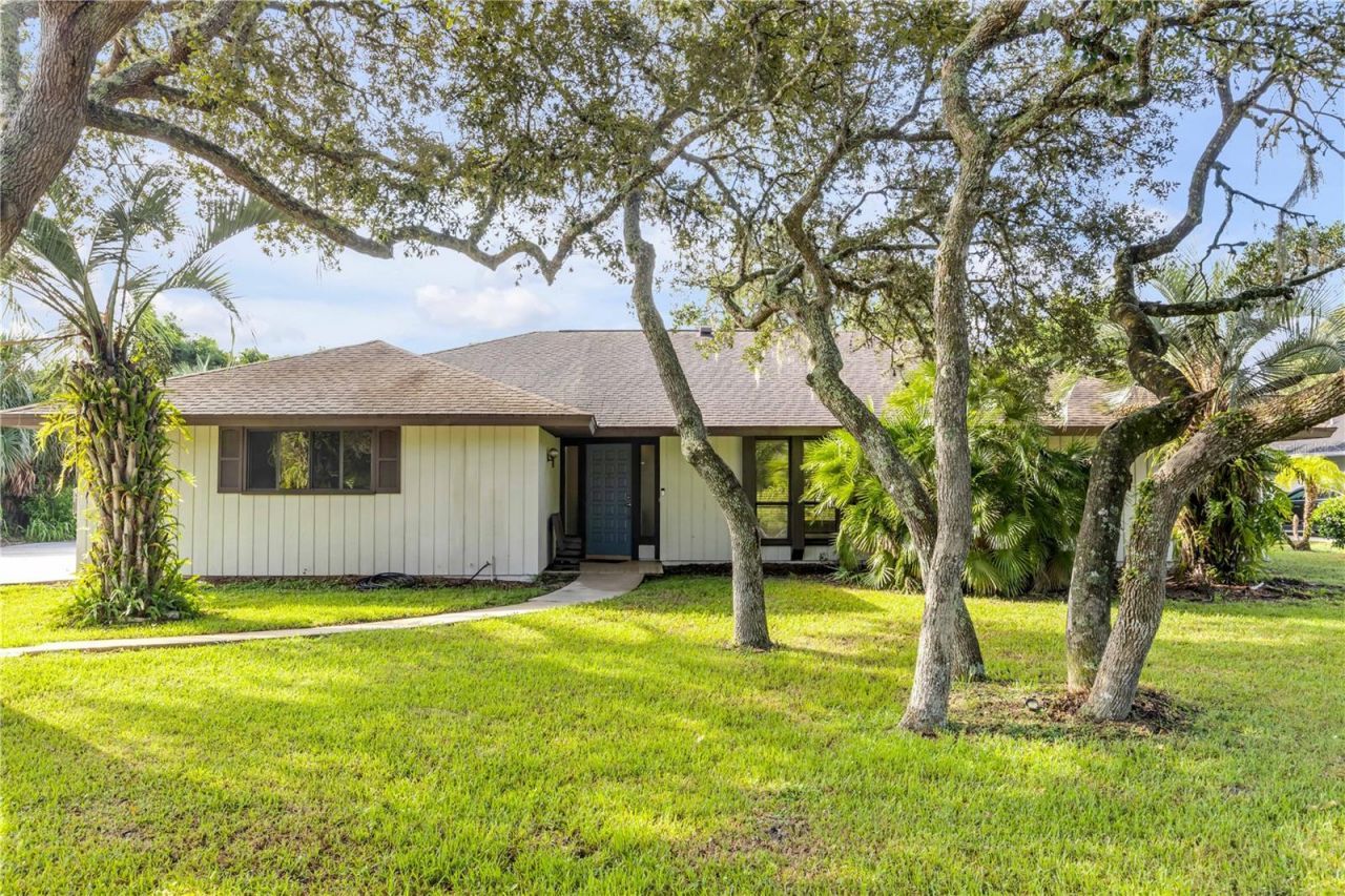 530 Club House Boulevard, New Smyrna Beach, FL 32168 Photo