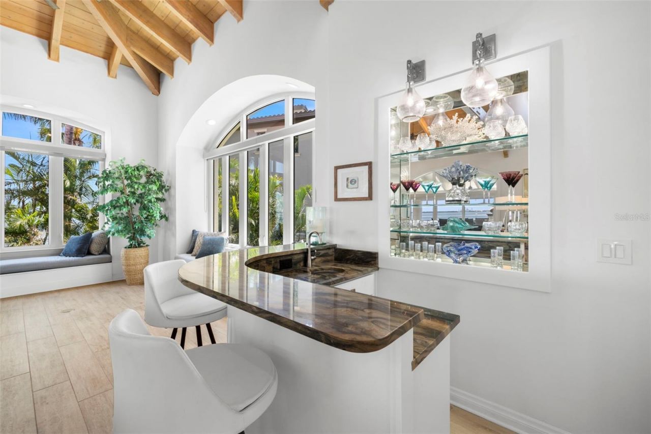 101 9th Street E, Tierra Verde, FL 33715 Photo