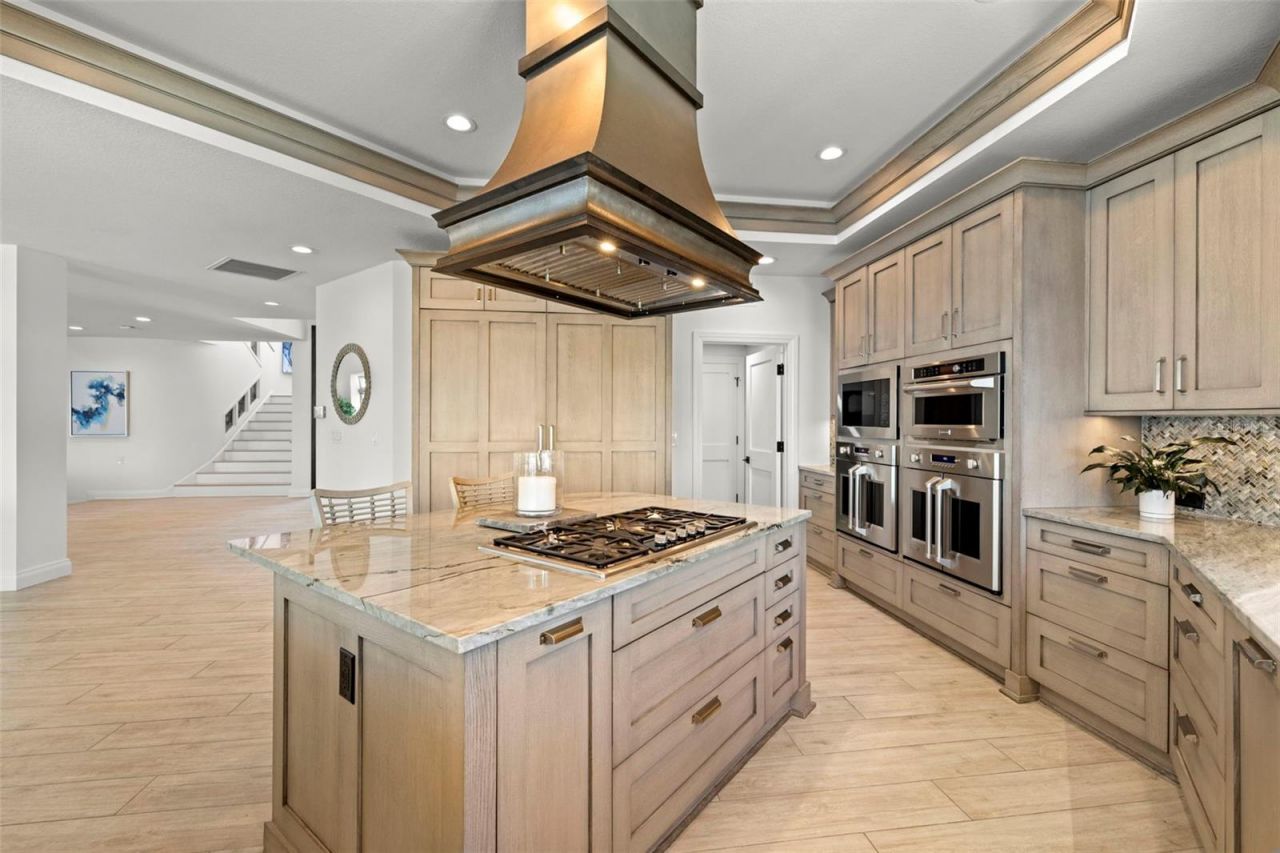 101 9th Street E, Tierra Verde, FL 33715 Photo