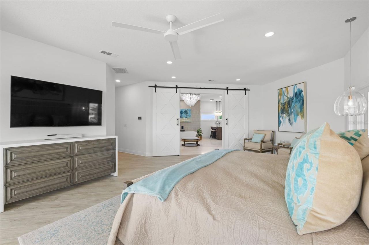 101 9th Street E, Tierra Verde, FL 33715 Photo
