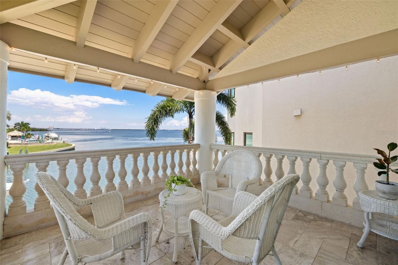 101 9th Street E, Tierra Verde, FL 33715 Photo