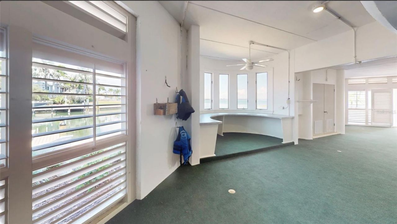101 9th Street E, Tierra Verde, FL 33715 Photo