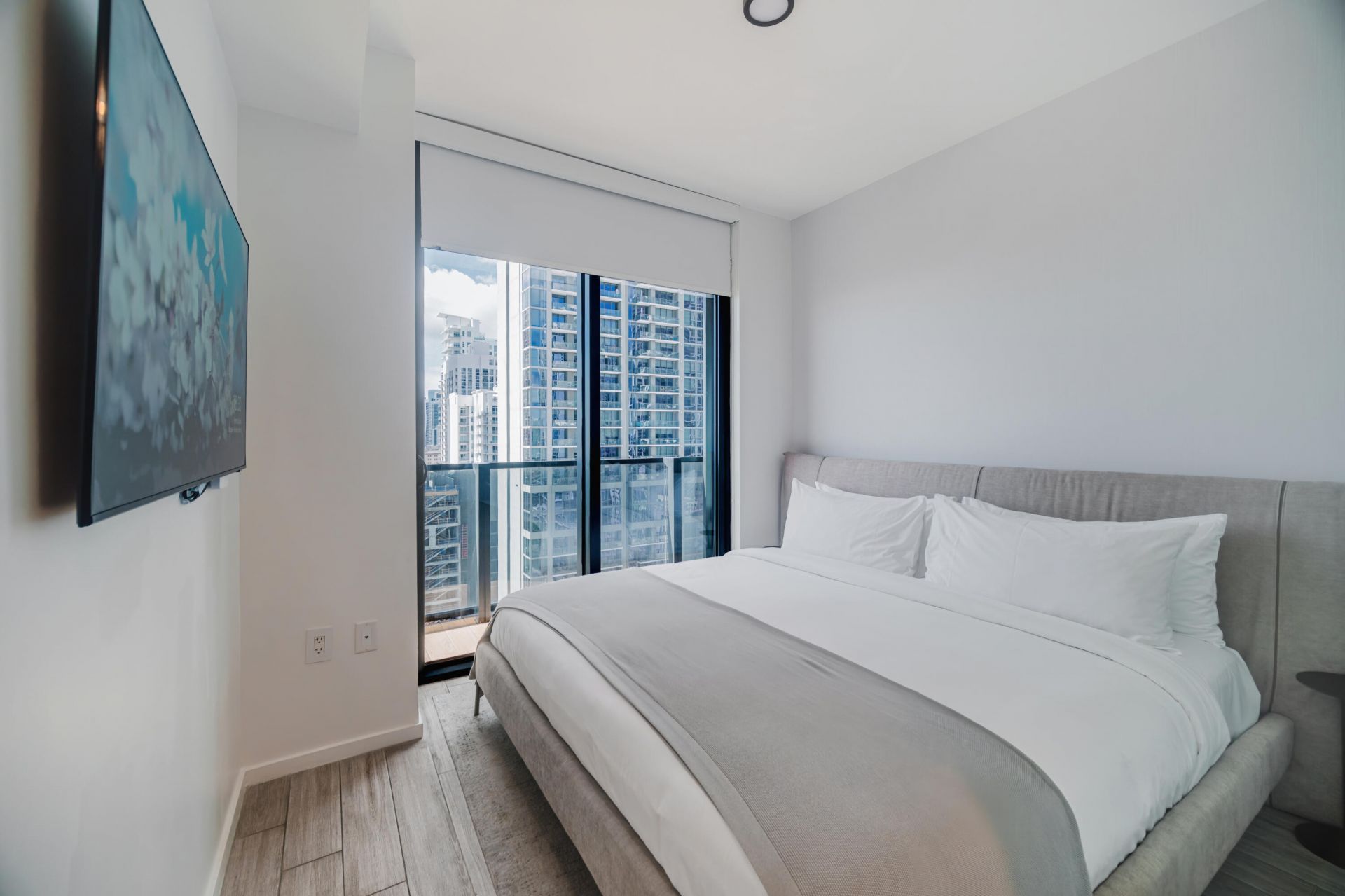 398 NE 5th Street, Unit 1515, Miami, FL 33132 Photo