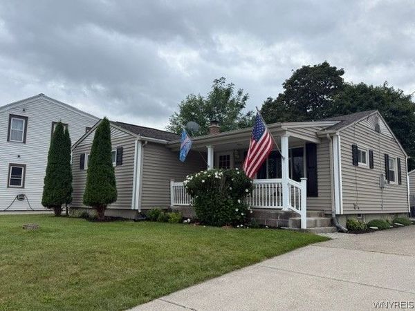 1700 Eggert Road, Amherst, NY 14226