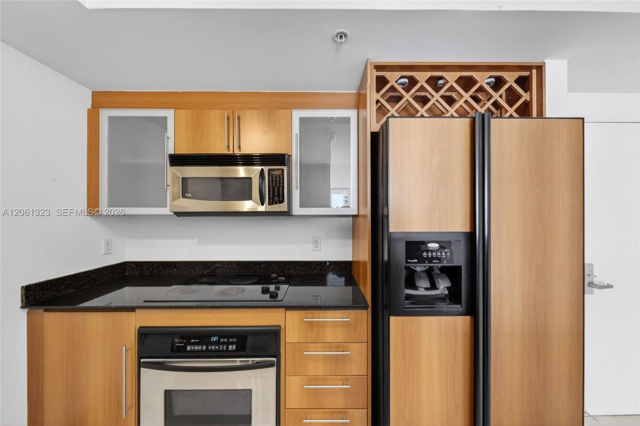 325 S Biscayne Blvd , Unit 2219, Miami, FL 33131 Photo