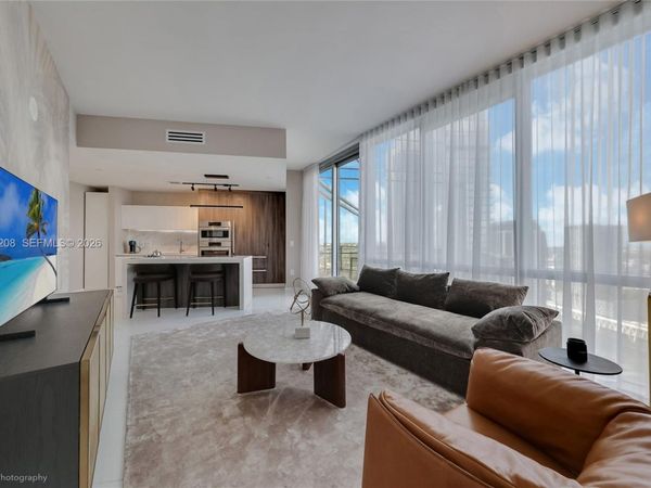 851 NE 1st Ave , Unit 3402, Miami, FL 33132