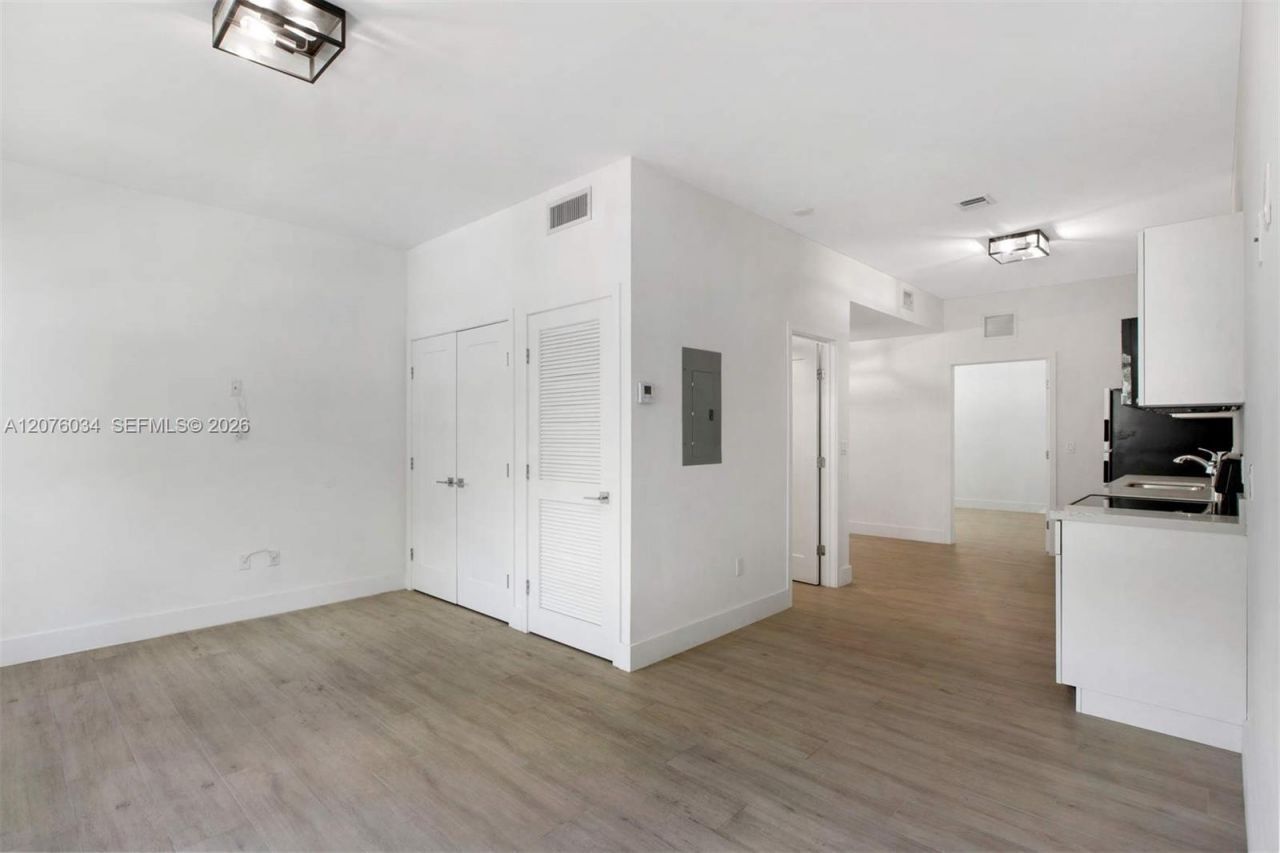 624 Santander Ave , Unit 1, Coral Gables, FL 33134 Photo