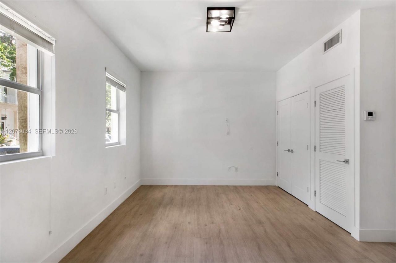 624 Santander Ave , Unit 1, Coral Gables, FL 33134 Photo