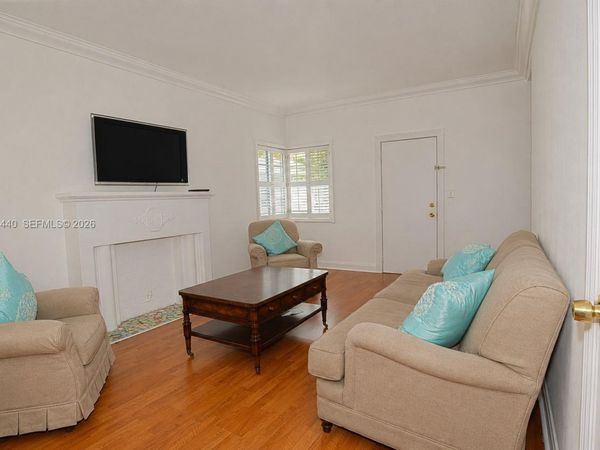1341 Meridian Ave , Unit 206, Miami Beach, FL 33139