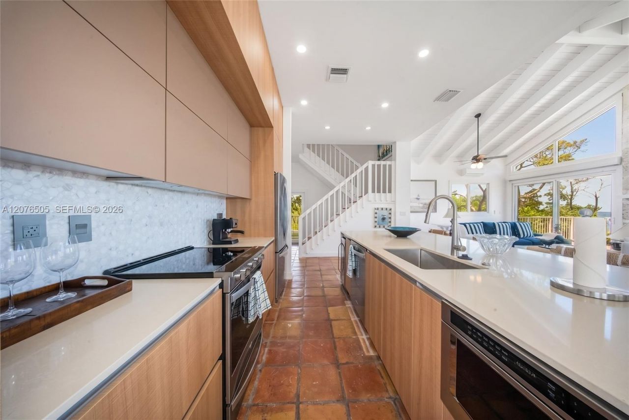 316 N Dr , Islamorada, FL 33036 Photo