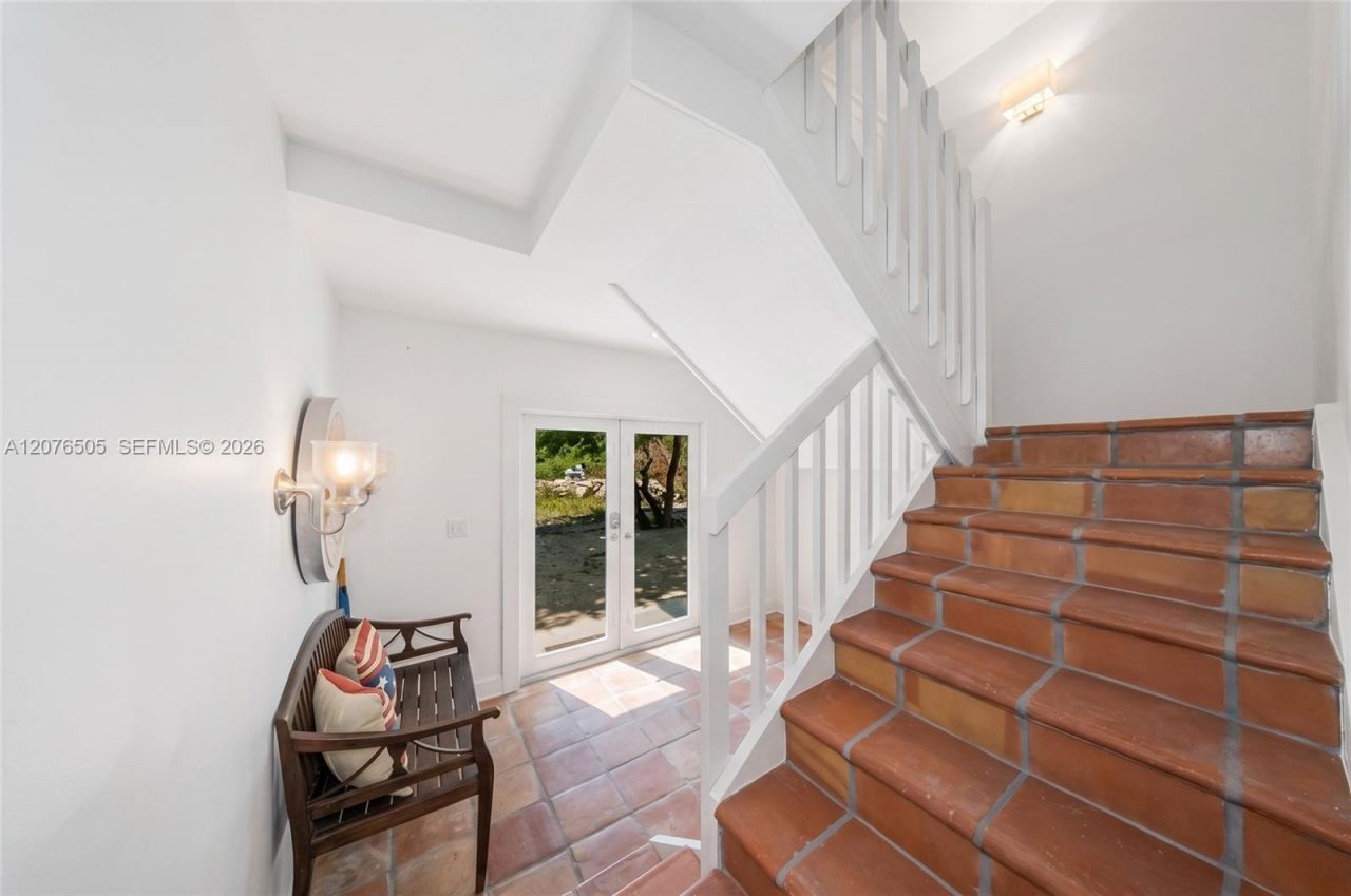 316 N Dr , Islamorada, FL 33036 Photo