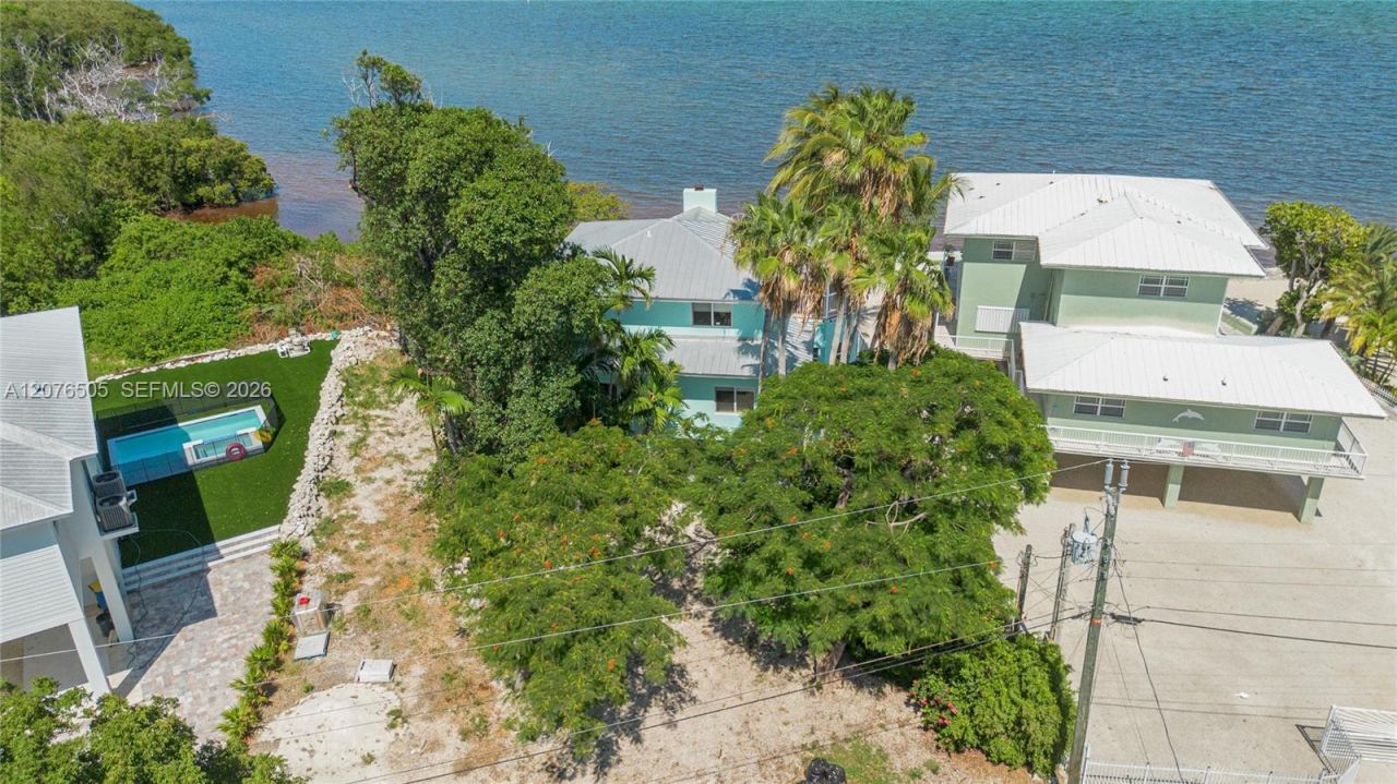 316 N Dr , Islamorada, FL 33036 Photo