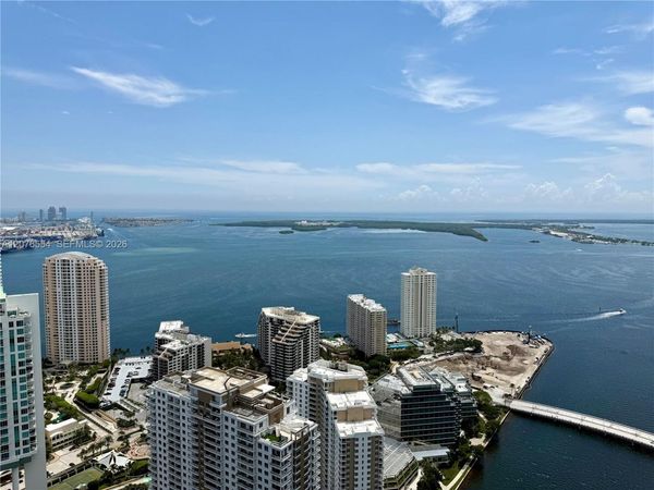 465 Brickell Ave , Unit 5605, Miami, FL 33131