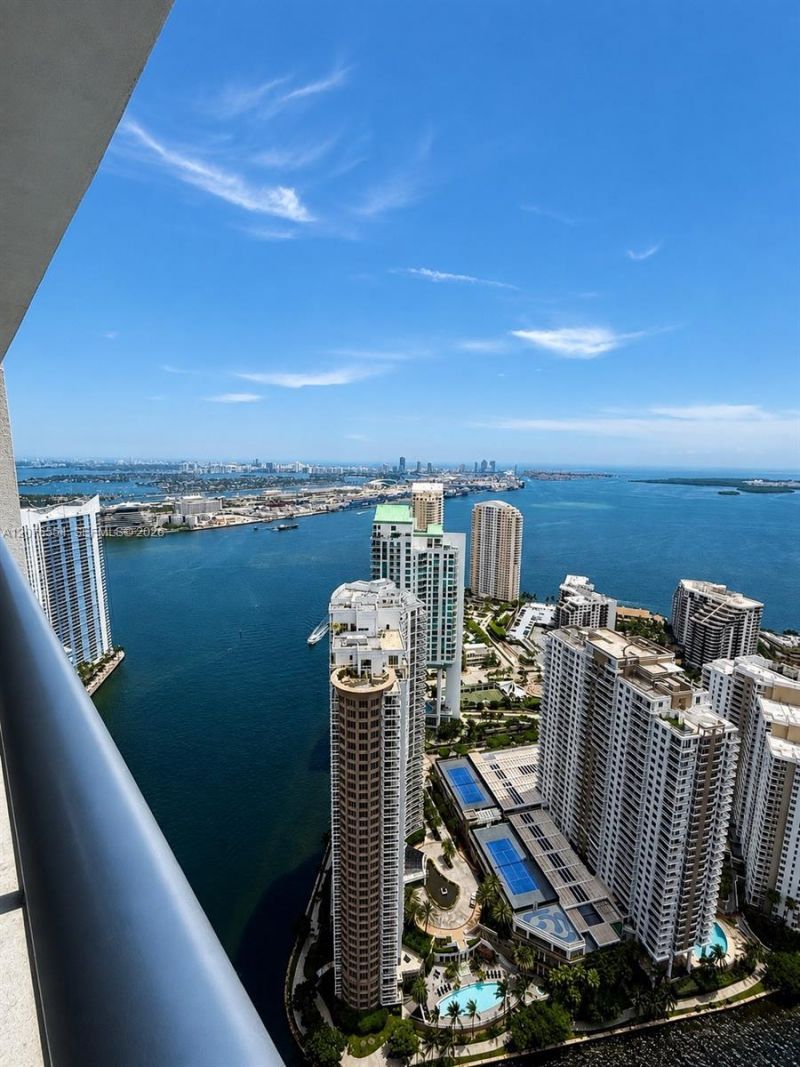 465 Brickell Ave , Unit 5605, Miami, FL 33131 Photo