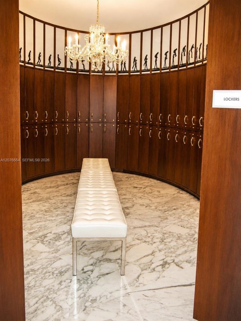 465 Brickell Ave , Unit 5605, Miami, FL 33131 Photo