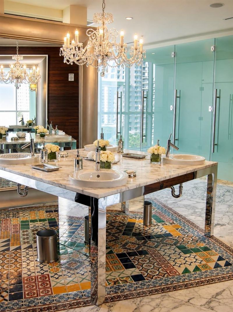 465 Brickell Ave , Unit 5605, Miami, FL 33131 Photo