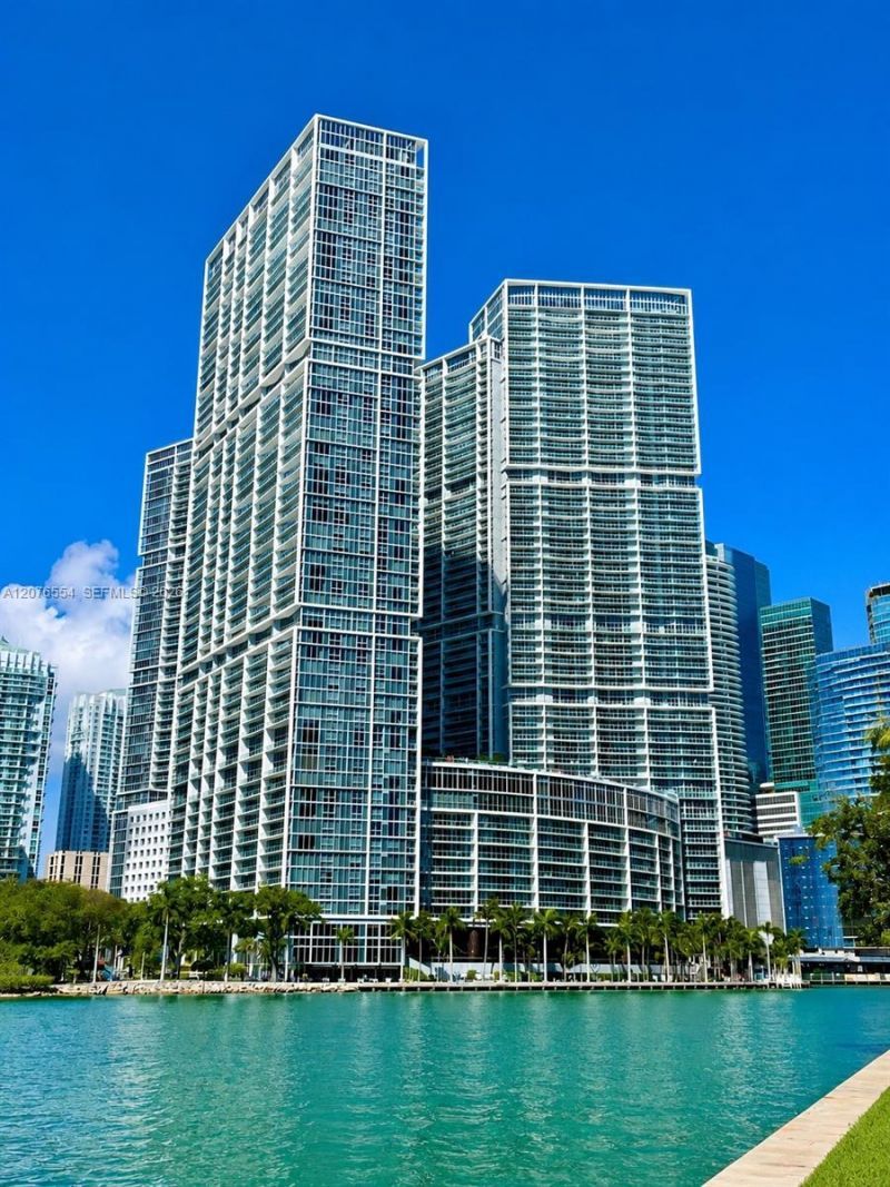 465 Brickell Ave , Unit 5605, Miami, FL 33131 Photo