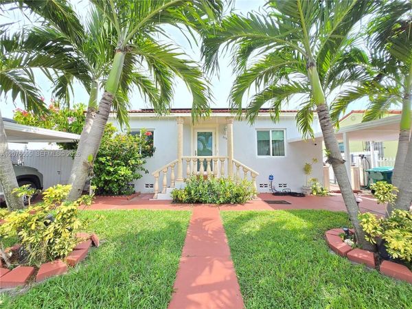 3320 NW 20th St , Miami, FL 33142