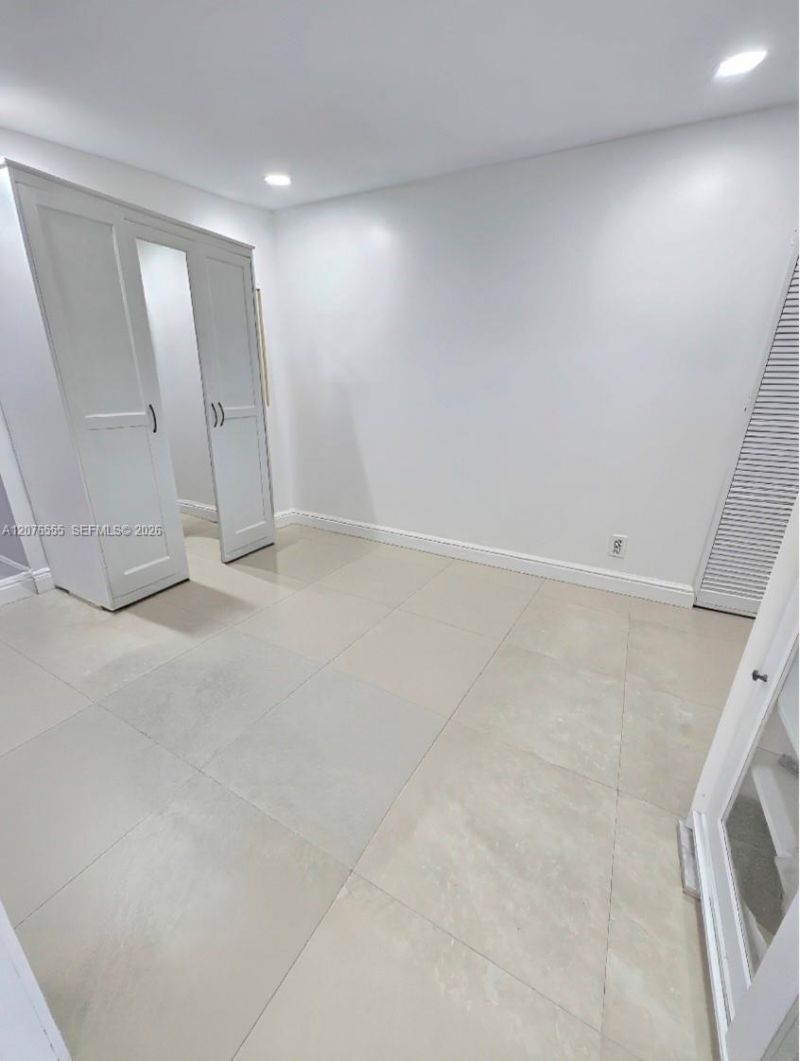 3320 NW 20th St , Miami, FL 33142 Photo