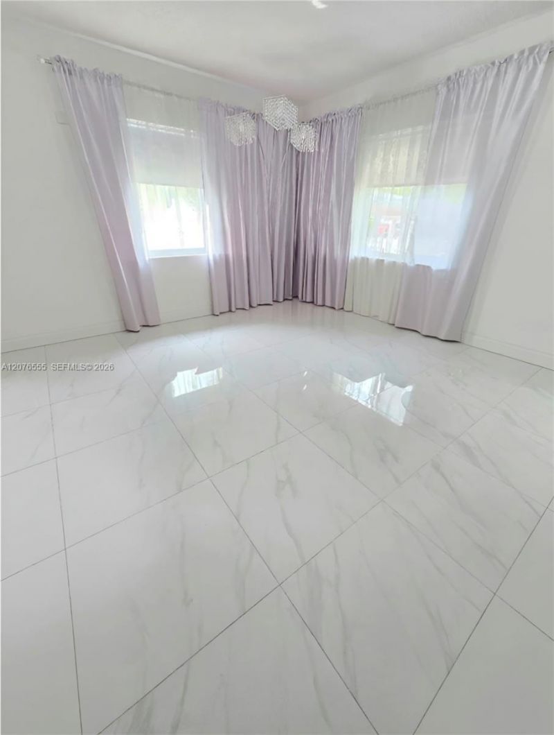 3320 NW 20th St , Miami, FL 33142 Photo