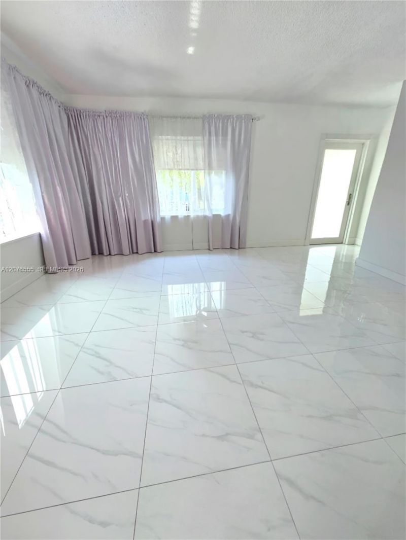 3320 NW 20th St , Miami, FL 33142 Photo