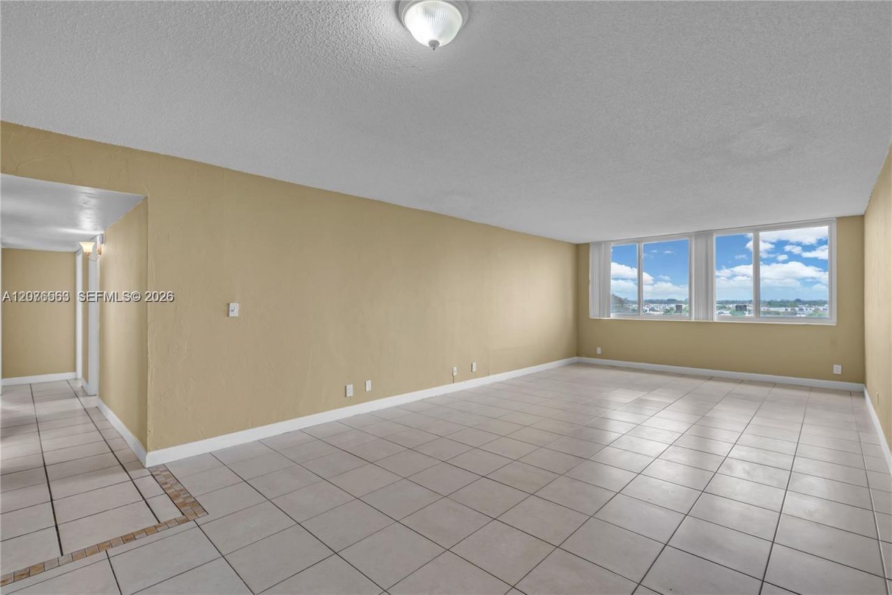 9143 SW 77th Ave, Unit B802, Miami, FL 33156 Photo