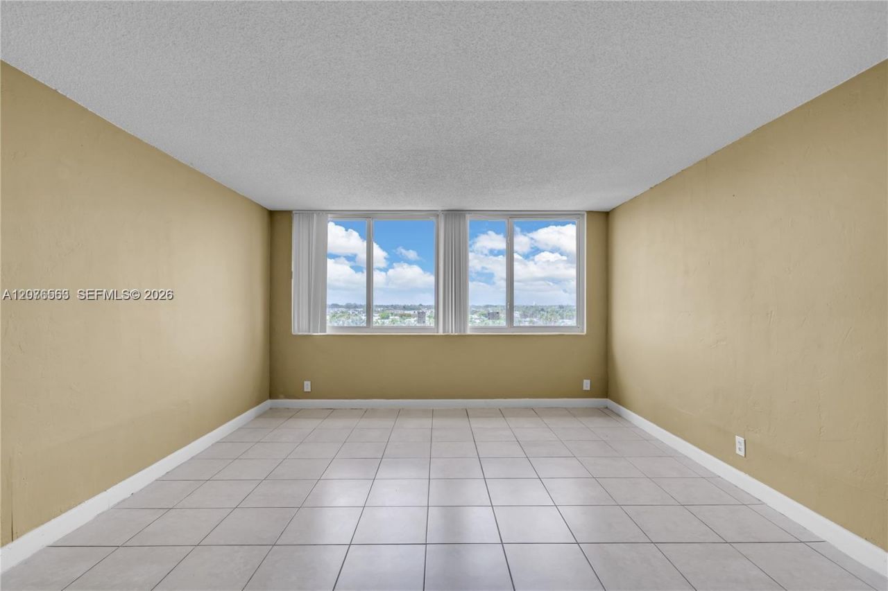 9143 SW 77th Ave, Unit B802, Miami, FL 33156 Photo