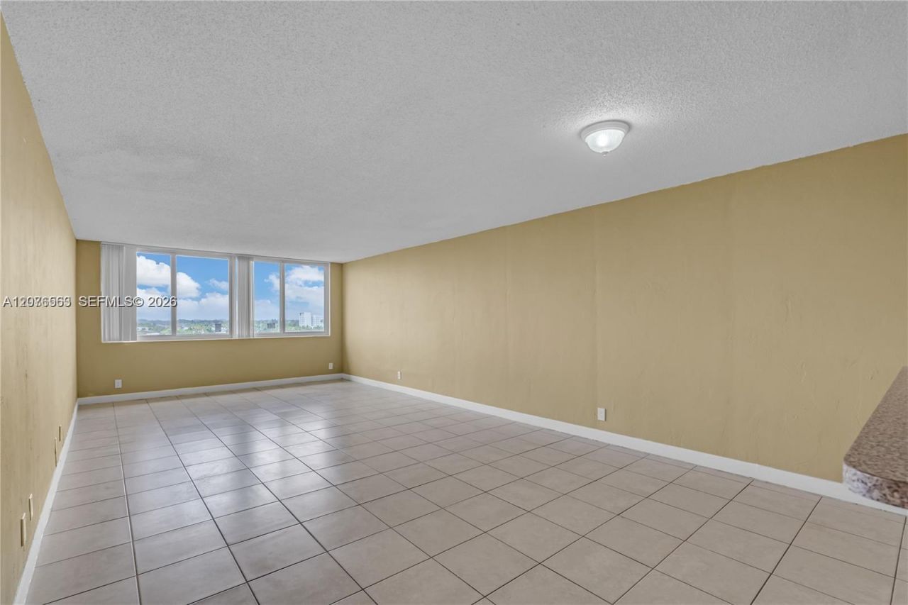 9143 SW 77th Ave, Unit B802, Miami, FL 33156 Photo