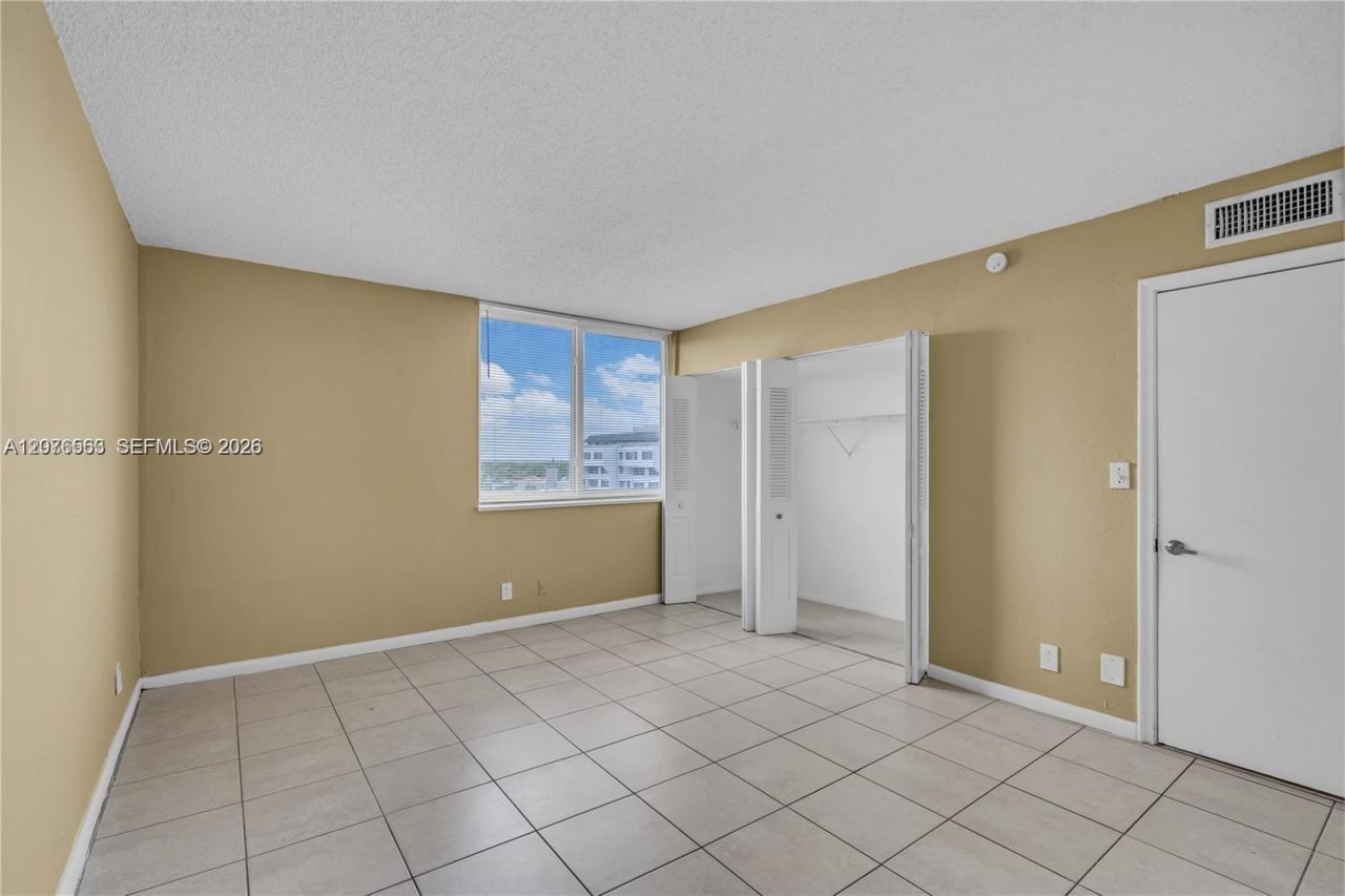 9143 SW 77th Ave, Unit B802, Miami, FL 33156 Photo