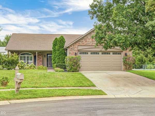 10102 Palmaire Place, Fishers, IN 46038