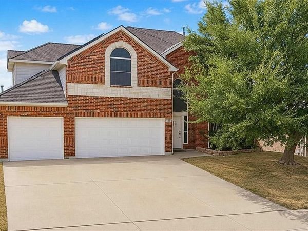 7129 Sundance Lane , Fort Worth, TX 76179