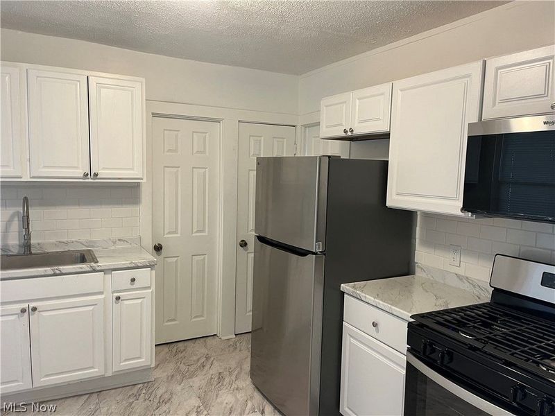 5007 Clark Avenue, Cleveland, OH 44102 Photo 3
