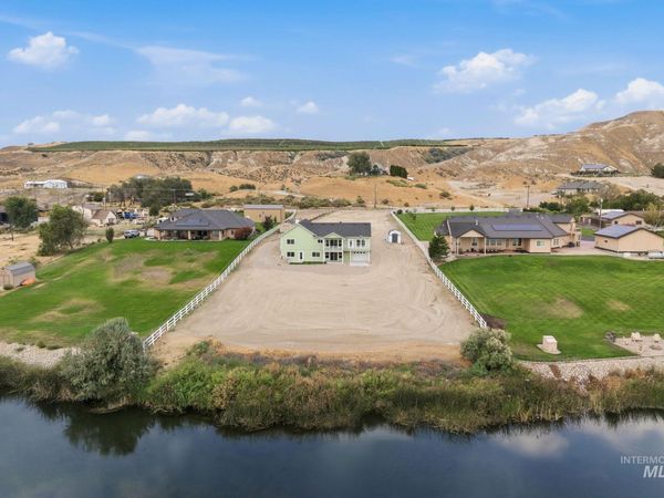 7262 Old Bruneau Hwy, Marsing, ID 83639
