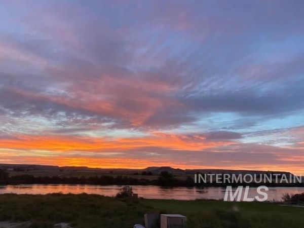 7262 Old Bruneau Hwy, Marsing, ID 83639