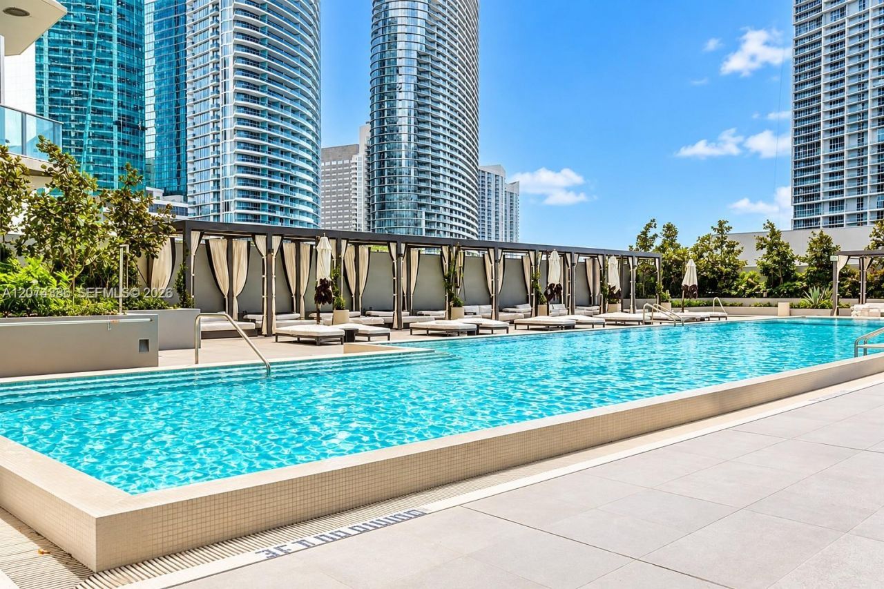 77 SE 5th St, Unit 2206, Miami, FL 33131 Photo