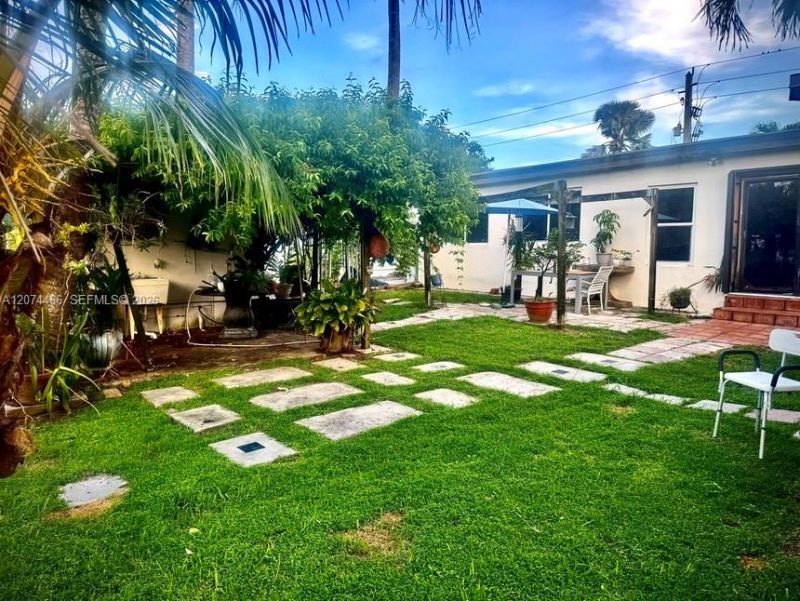 3351 NW 20th St, Miami, FL 33142 Photo
