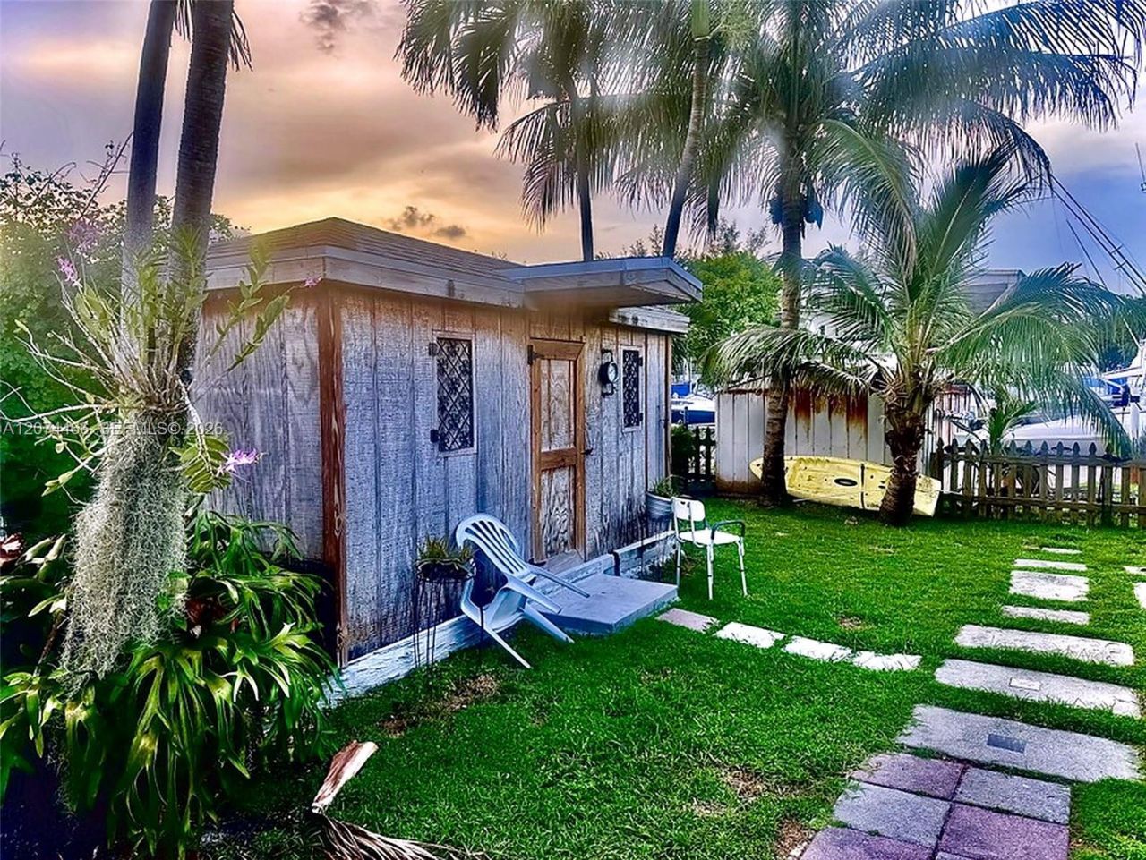 3351 NW 20th St, Miami, FL 33142 Photo