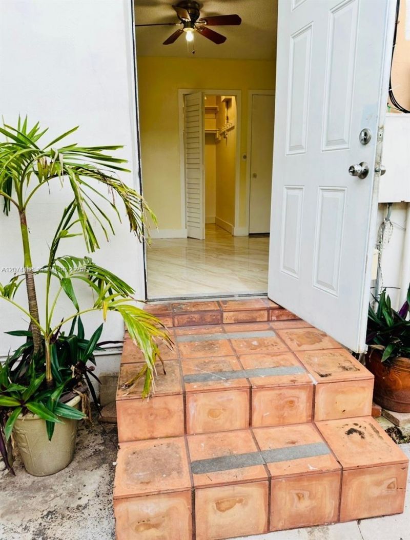 3351 NW 20th St, Miami, FL 33142 Photo