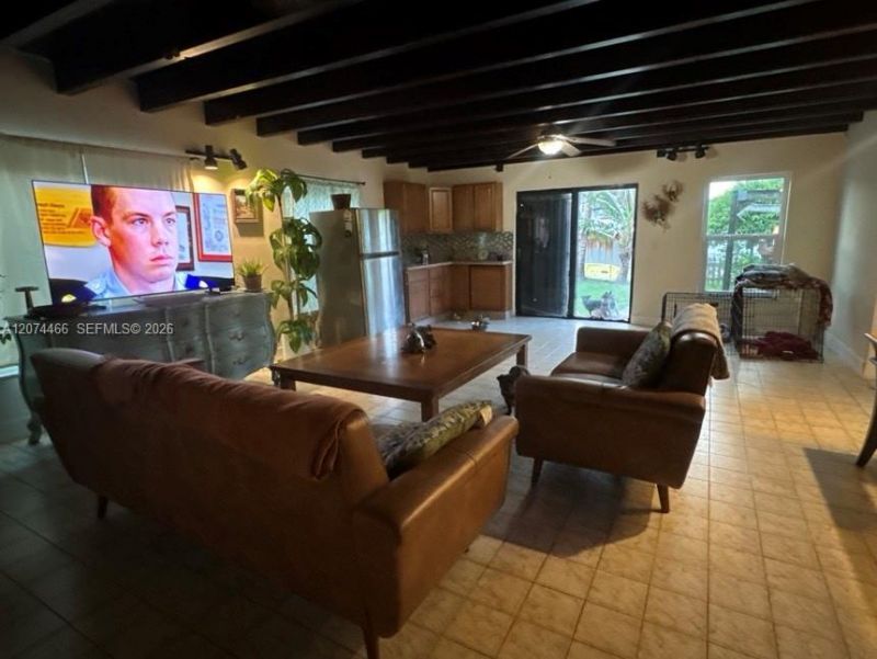 3351 NW 20th St, Miami, FL 33142 Photo