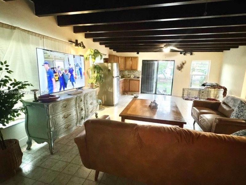 3351 NW 20th St, Miami, FL 33142 Photo
