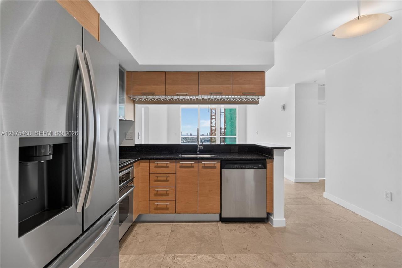 31 SE 5th St, Unit 4212, Miami, FL 33131 Photo