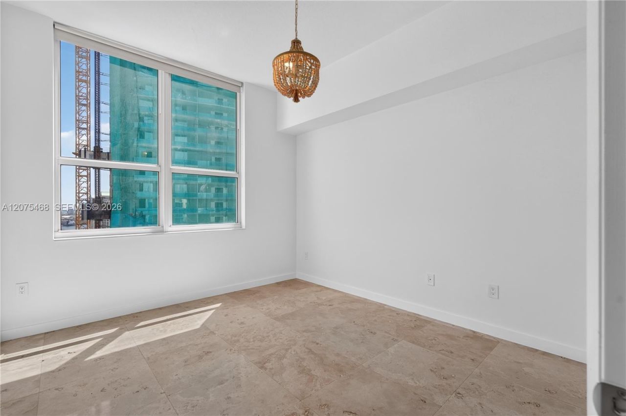 31 SE 5th St, Unit 4212, Miami, FL 33131 Photo