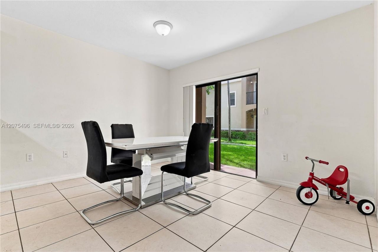 22821 SW 88th Pl , Unit 1-20, Cutler Bay, FL 33190 Photo