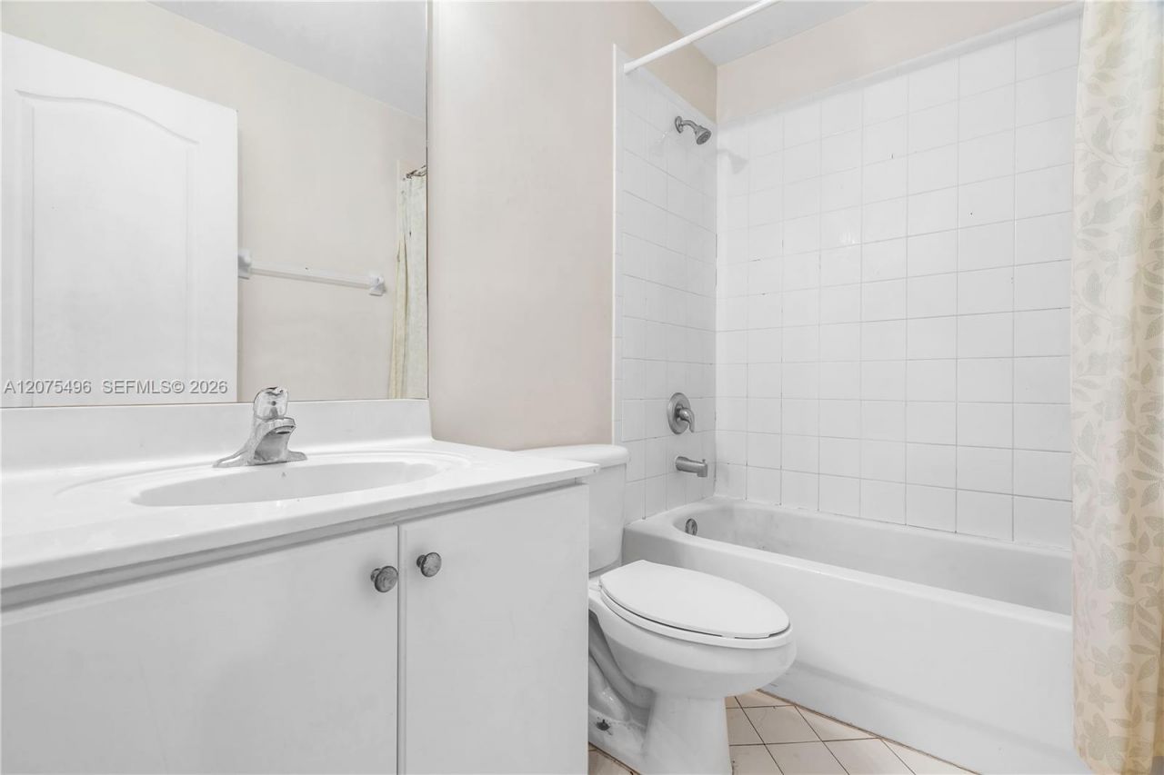 22821 SW 88th Pl , Unit 1-20, Cutler Bay, FL 33190 Photo