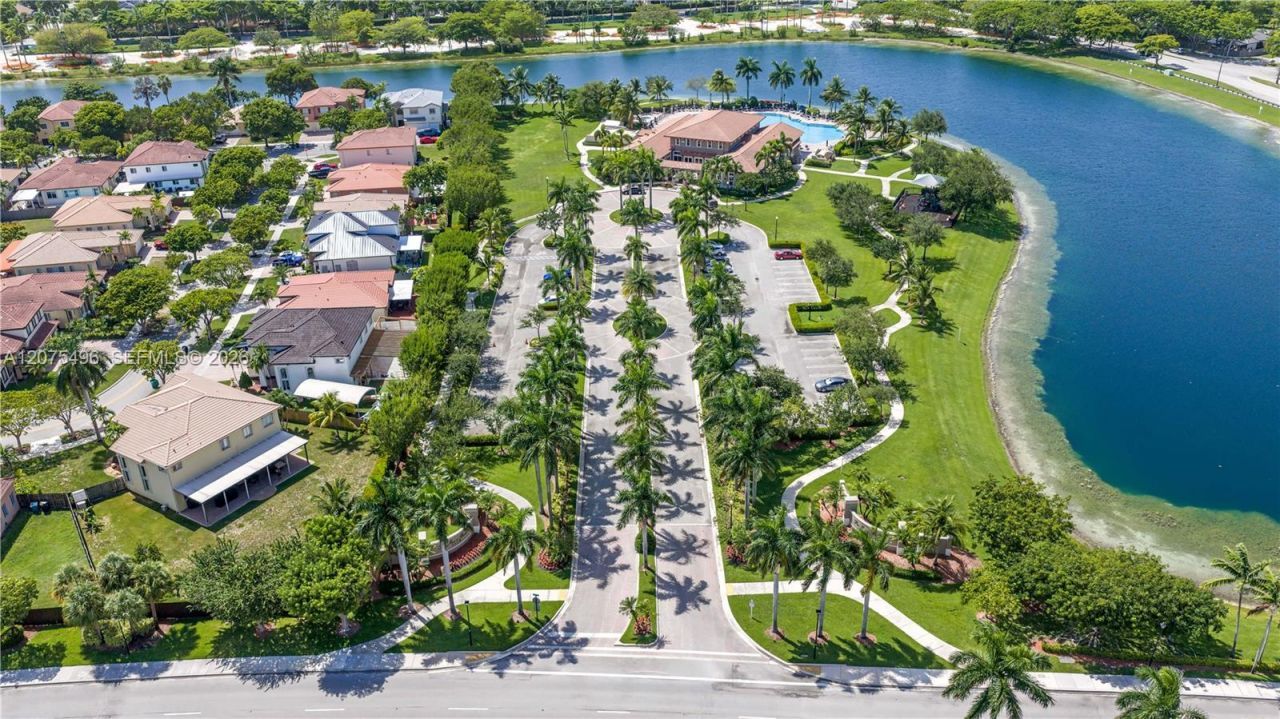 22821 SW 88th Pl , Unit 1-20, Cutler Bay, FL 33190 Photo