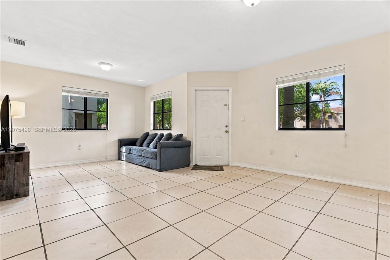22821 SW 88th Pl , Unit 1-20, Cutler Bay, FL 33190 Photo
